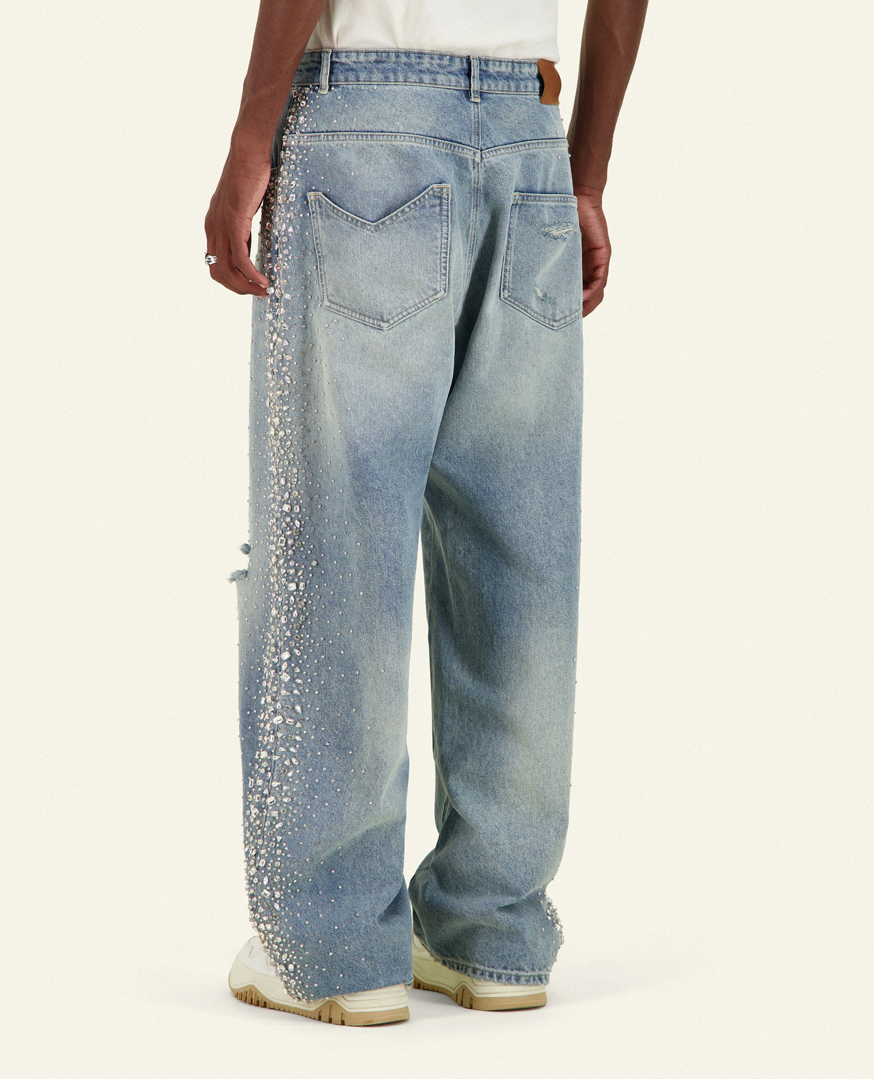 BAGGY STRASS JEANS