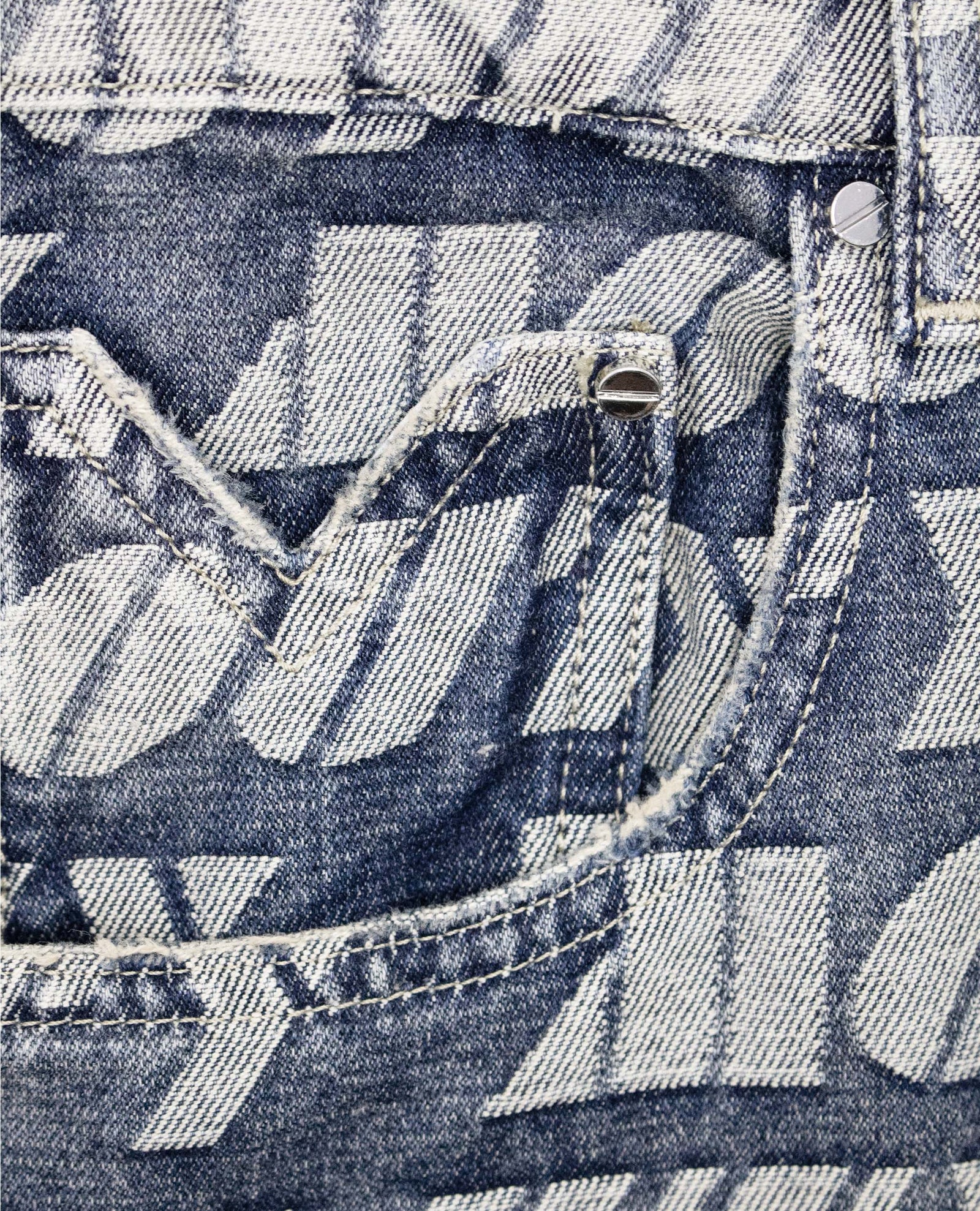 jent lou is 新作Eyelet Baggy Denim pants jent louis Eyelet Baggy Denim pants - メルカリ
