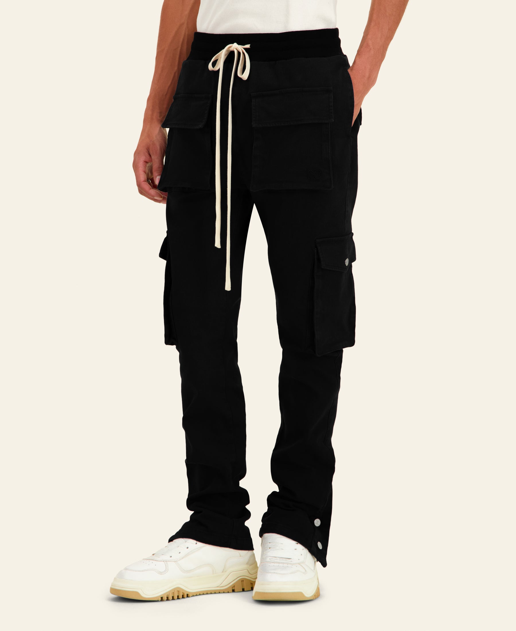 FP CARGO PANTS - BLACK