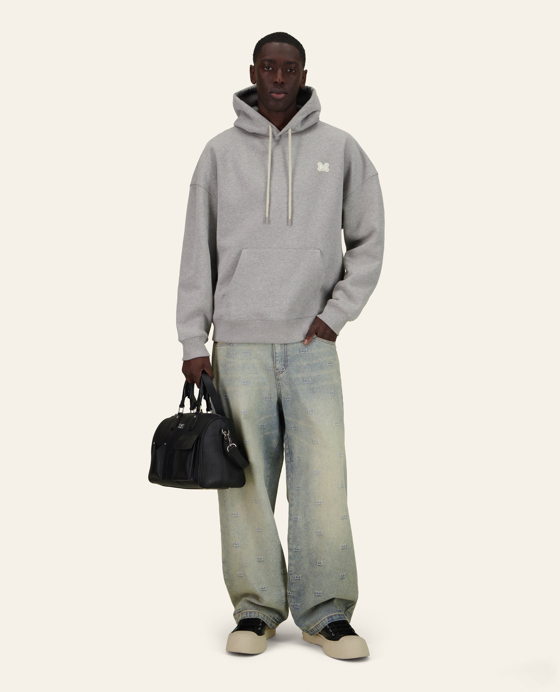 SWEATSHIRT A CAPUCHE LEO