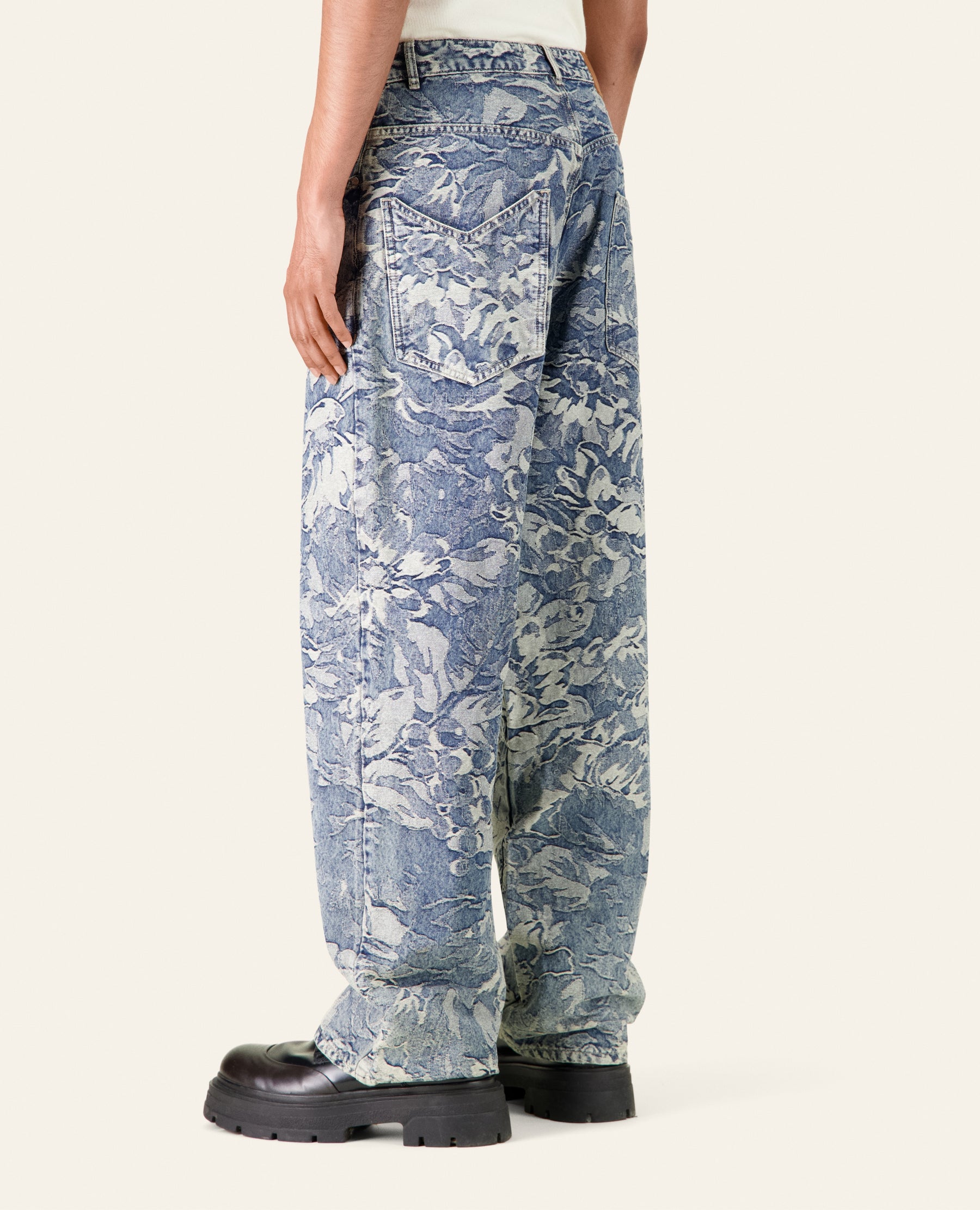 PANTALON BAGGY DENIM FLOWERCAMO