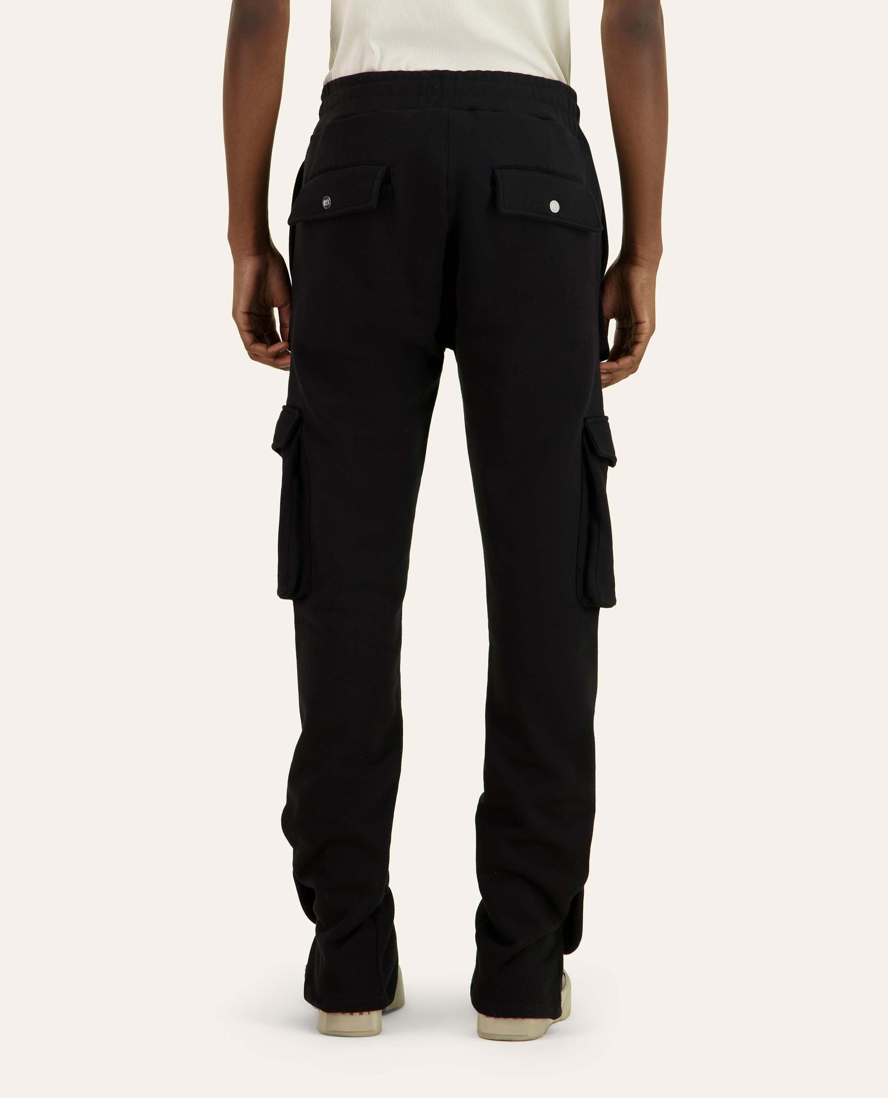 FP JOGGING CARGO PANTS - BLACK