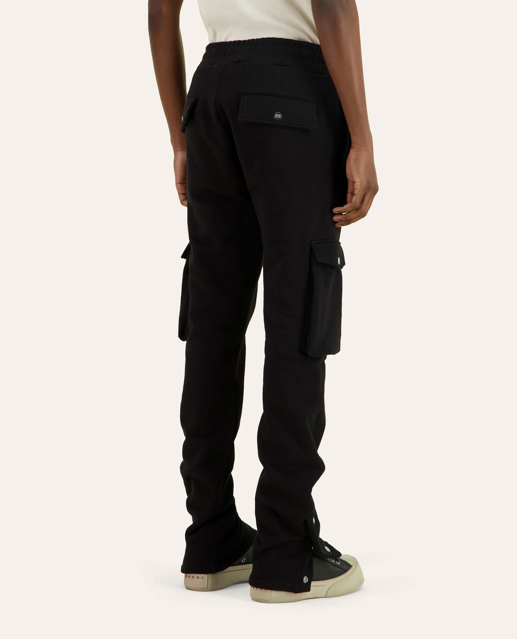 FP JOGGING CARGO PANTS - BLACK